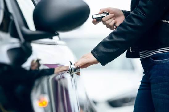 جدیدترین ردیاب های خودرو را از ما خرید کنید